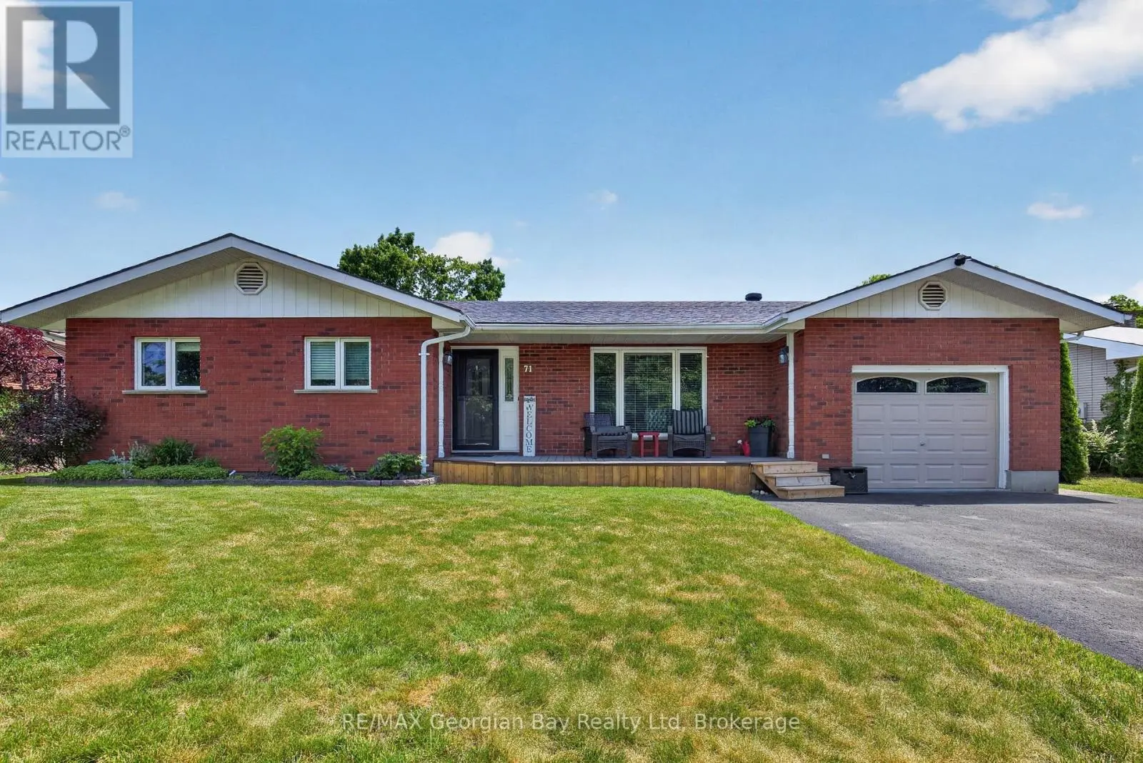 71 Lorne Avenue, Penetanguishene